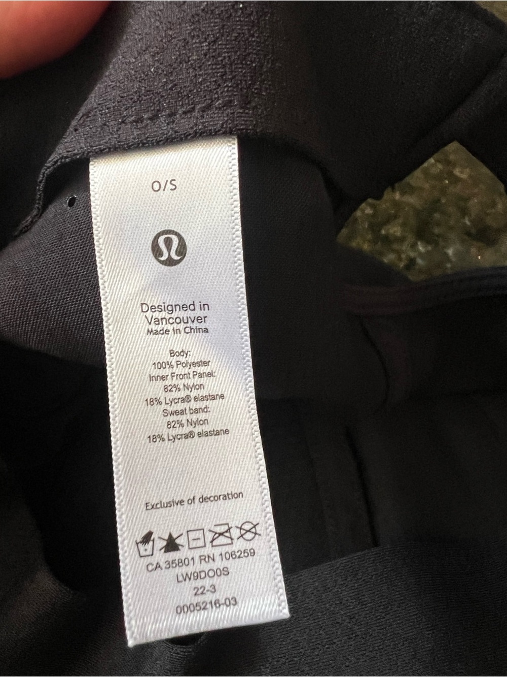 Lululemon Black Baseball Cap - Picture 9 of 9